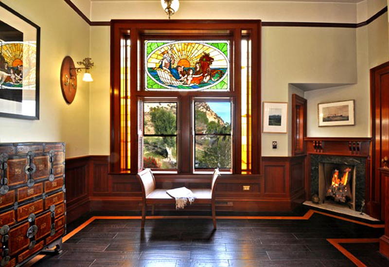 HI1201i Piru Piru Mansion, 2012