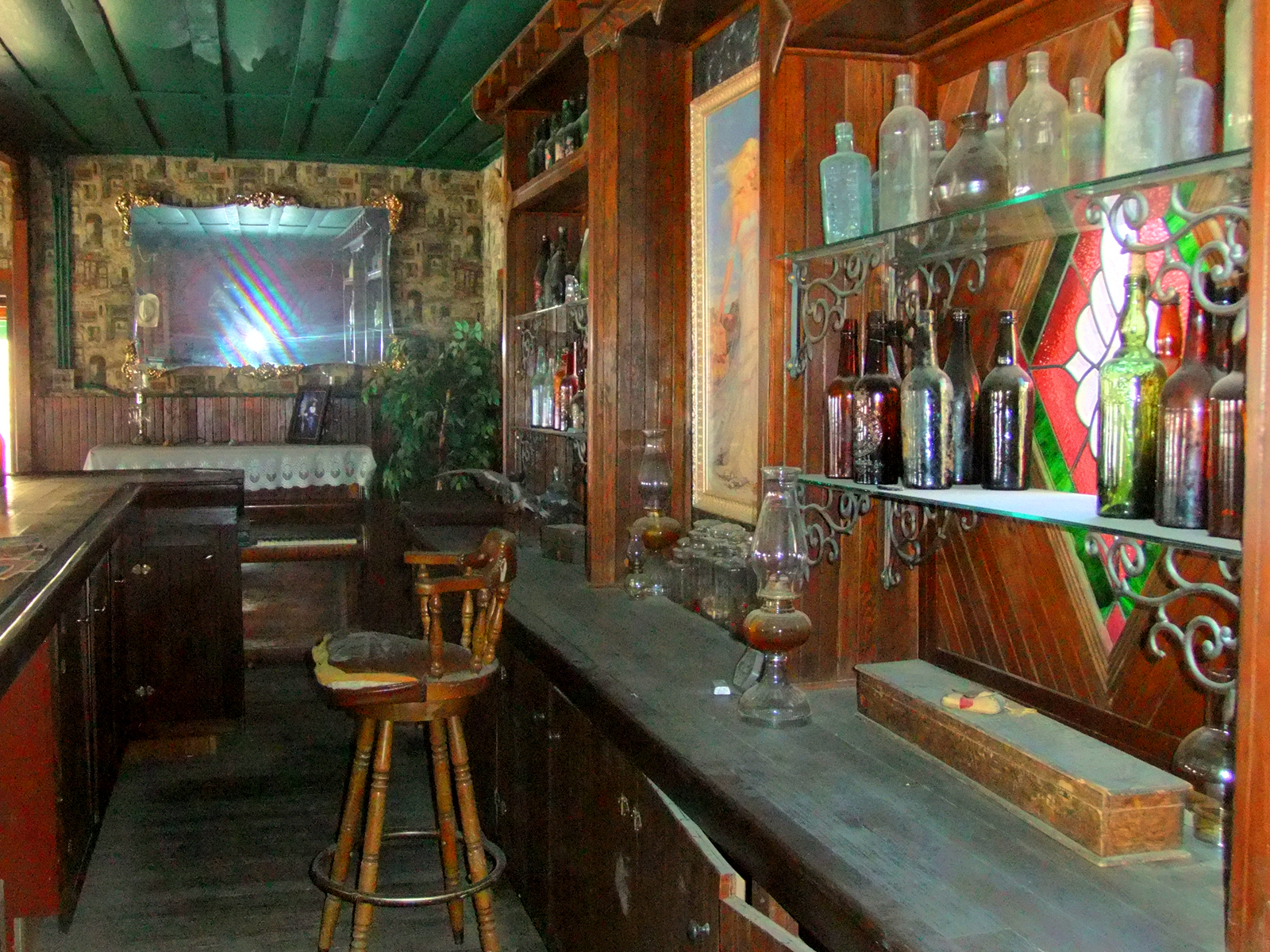 LW2377j Mojave Desert American Hotel at Cerro Gordo