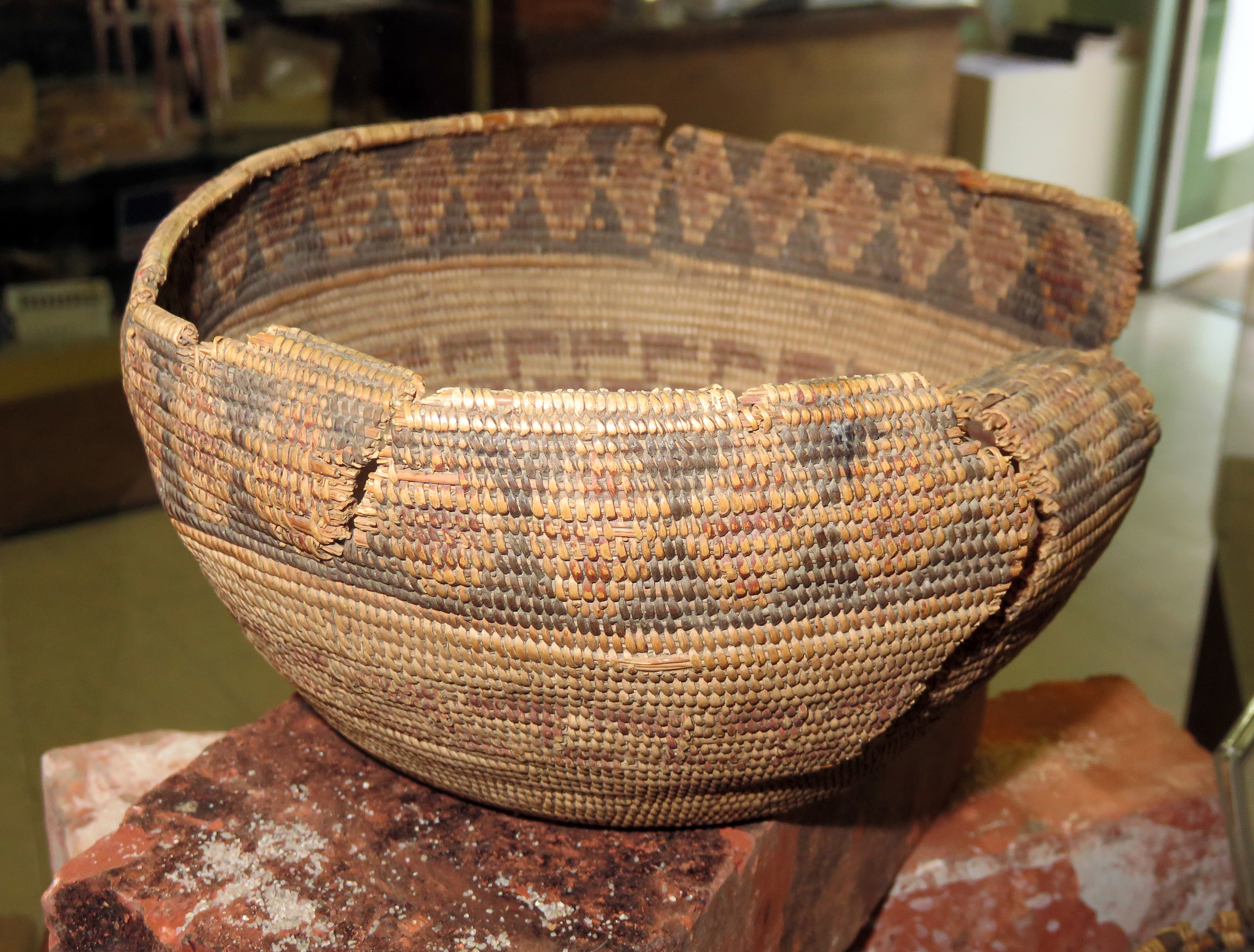 LW2808a Native Cultures California Indian Coiled