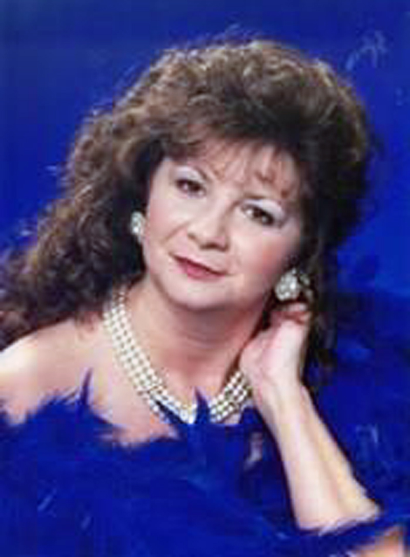 Obituaries Sue Chotikasupaseranee, Newhall Resident