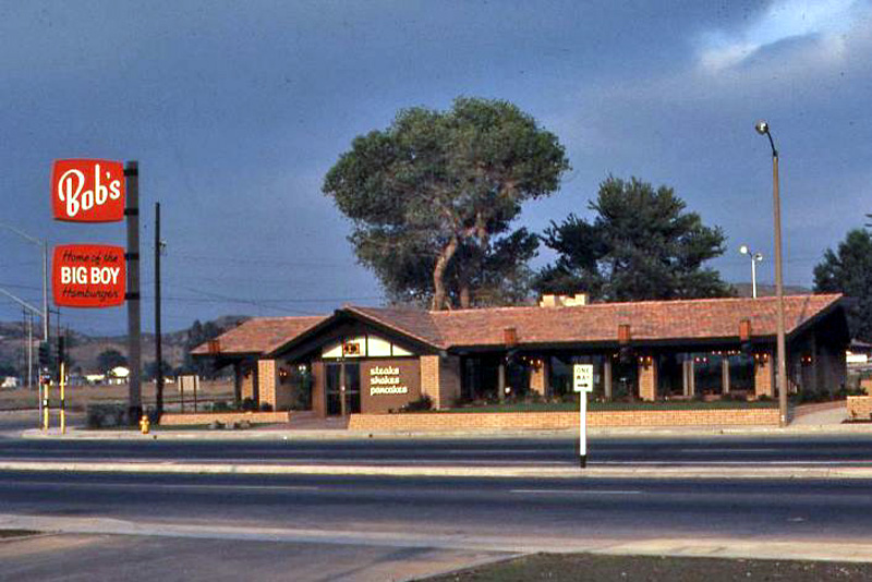 TN7201 Valencia Bob's Big Boy Restaurant, 1972